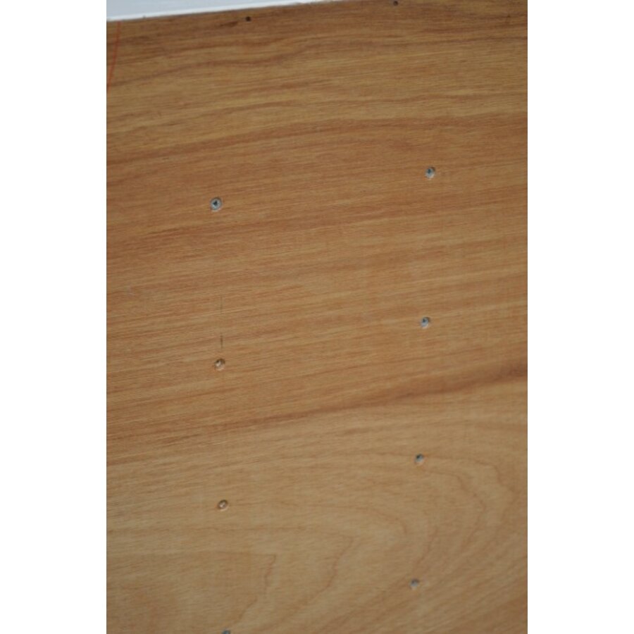 Houten displaykast met tien plankjes en plexiglas deurtjes voor verzamelobjecten-8