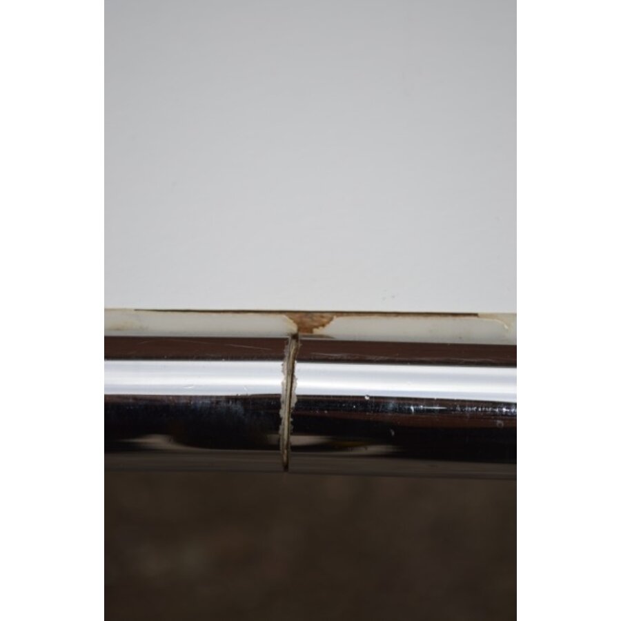 Vintage eettafel met chromen buizenframe en vier Sesca B32 stoelen van Thonet Italië.-8