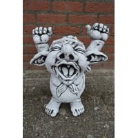 thumb-Ludiek betonnen beeld van een uitrekkende luie gapende trol-1