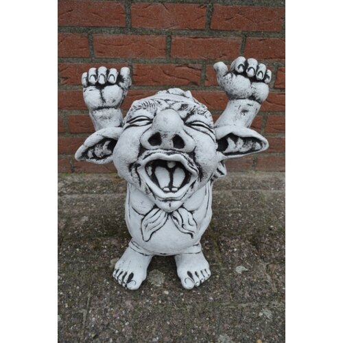 Betonnen beeld Uitrekkende luie gapende trol 