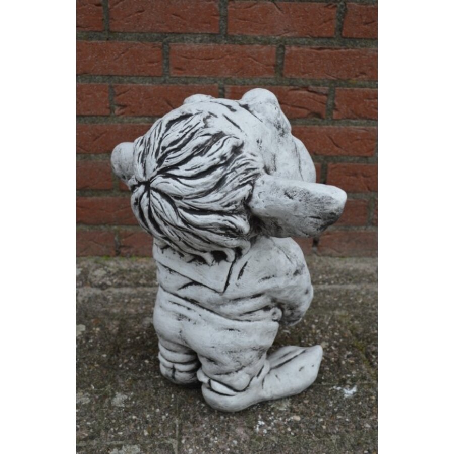 Lachende betonnen trol – Ludiek tuinbeeld voor binnen en buiten-4