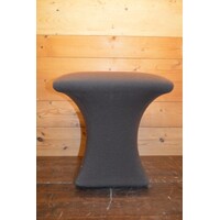 thumb-Retro Stokking voetenbankje in paddenstoelvorm – Space Age kruk uit 1970-2