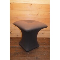 thumb-Retro Stokking voetenbankje in paddenstoelvorm – Space Age kruk uit 1970-1