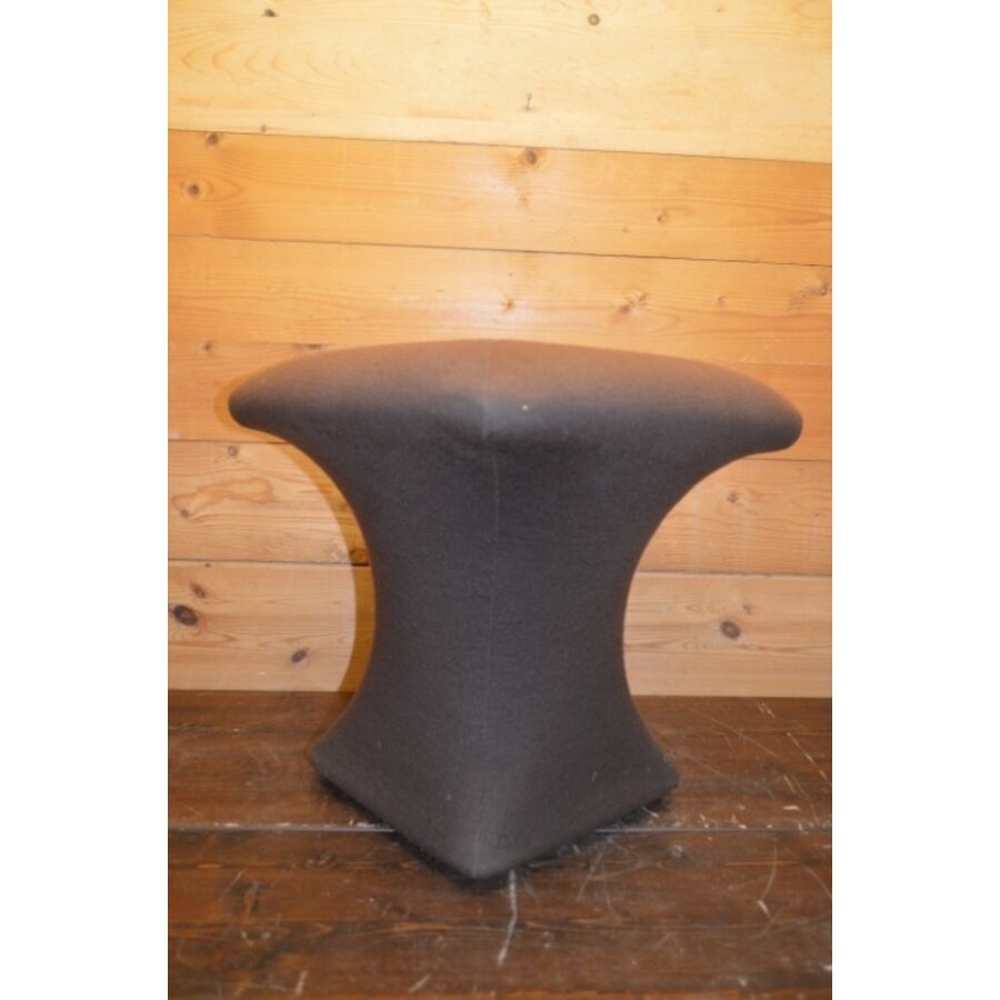 Retro Stokking voetenbankje in paddenstoelvorm – Space Age kruk uit 1970-5