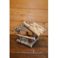 thumb-Vogelvriendelijk houten voederhuisje van berkenhout – handgemaakt en weerbestendig-1