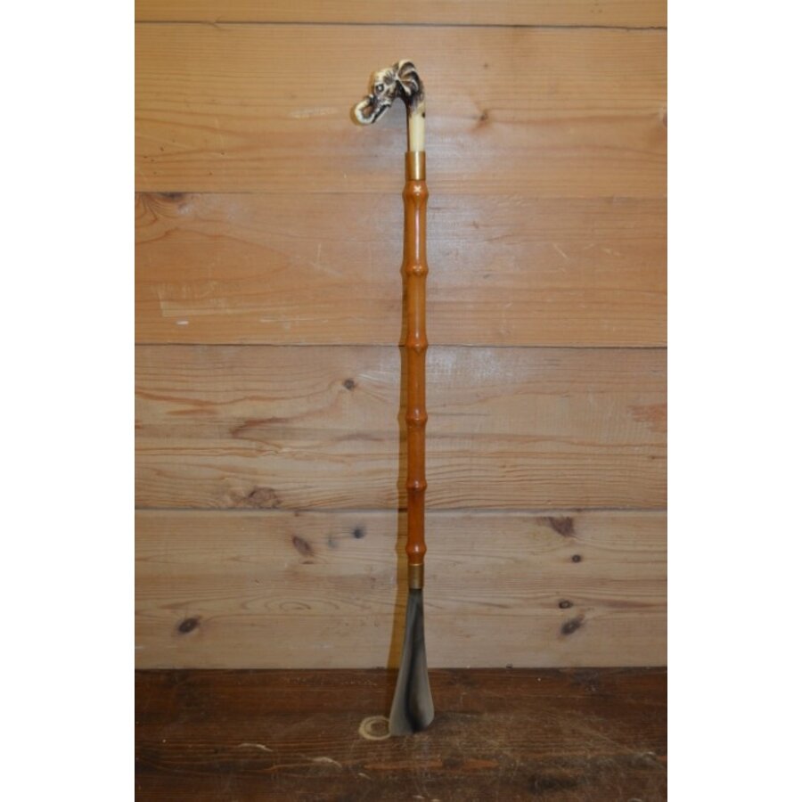 Vintage schoenlepel uit Italië met olifant van bamboe, hoorn, koper en been-1