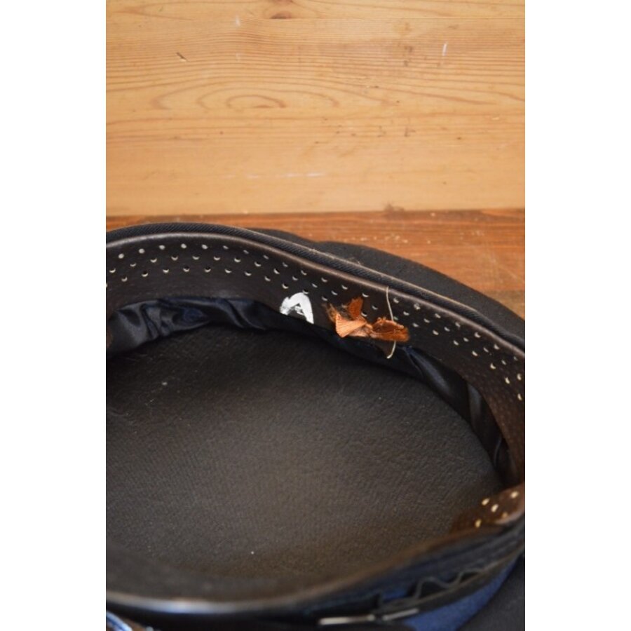 Blauwe tweedehands namaak korpspet uit de jaren 80 – carnavalspet zonder maat-7