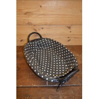 thumb-Ovaal zwart mandje van wilgentenen – Met handgreepjes en gestippeld doekje-2