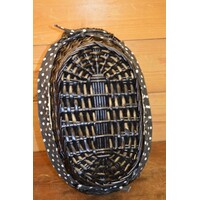 thumb-Ovaal zwart mandje van wilgentenen – Met handgreepjes en gestippeld doekje-6