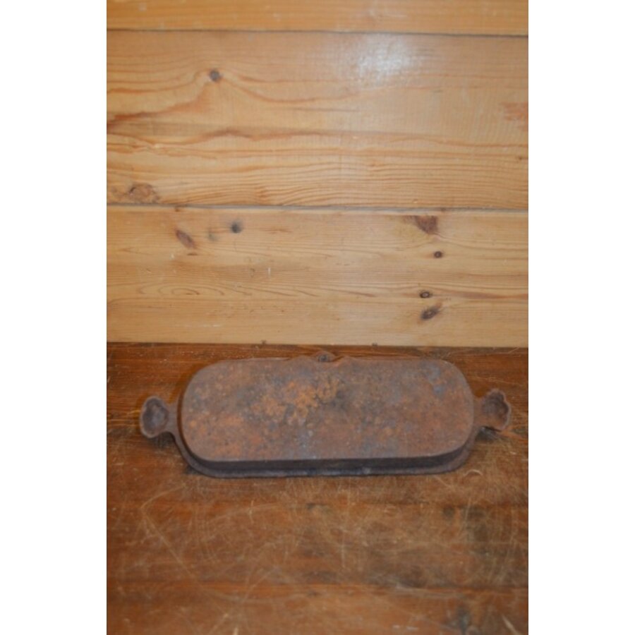 Oud gietijzeren vogelbadje met vogeltje – Decoratief tuinelement-6