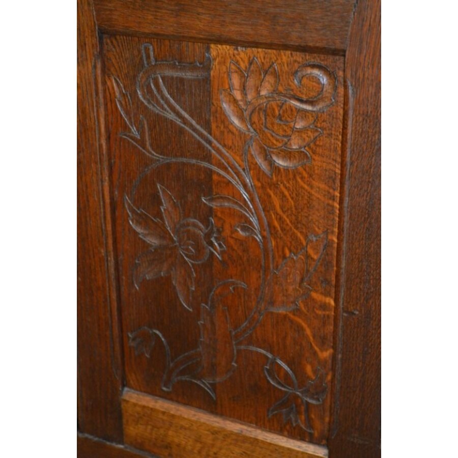 Kleine eikenhouten Art Deco kast met glas-in-lood deuren-4