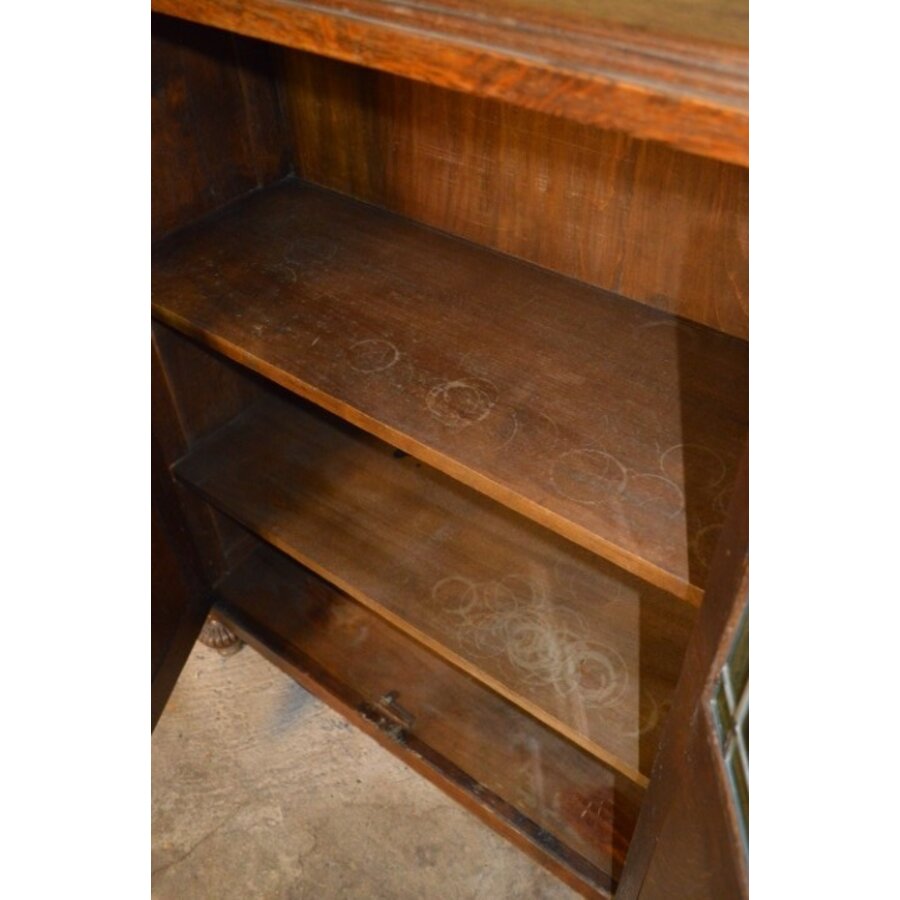 Kleine eikenhouten Art Deco kast met glas-in-lood deuren-6