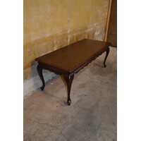 thumb-Elegante Queen Anne salontafel met sierlijke poten-2