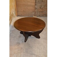thumb-Ronde eikenhouten salontafel met Yugo onderstel – donkerbruine afwerking-6