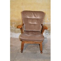 thumb-Comfortabele eikenhouten fauteuil met armleuningen en kussens-2