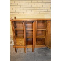 thumb-Eiken mid-century highboard met gecanneleerde deur-4