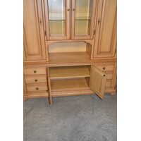 thumb-Blank eiken buffetkast met vitrine, facetglas en zes lades-5