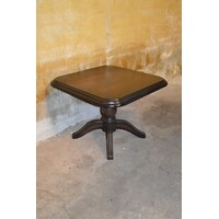 thumb-Vierkant notenhouten salontafeltje in donker patiné kleur-1