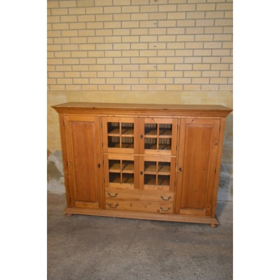 Massief grenenhouten hoog dressoir met glasdeurtjes en laden-2