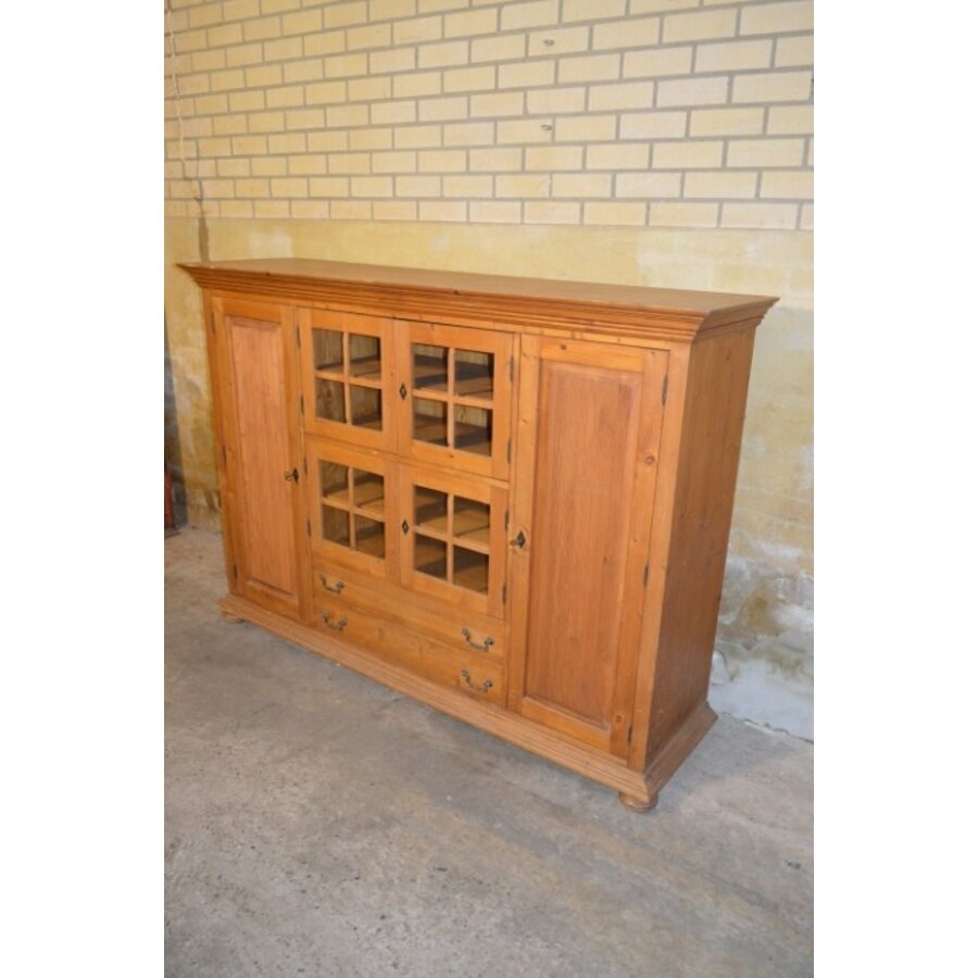 Massief grenenhouten hoog dressoir met glasdeurtjes en laden-3