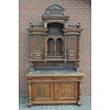 Antieke buffetkast met marmeren blad
