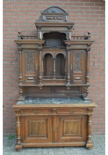 Antieke buffetkast met marmeren blad 