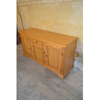 thumb-Tweedehands massief blank eiken dressoir met drie paneeldeurtjes en lade-3