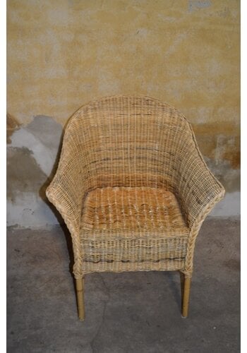 Rotan fauteuil met armleuningen 