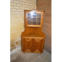 thumb-Tweedehands brocante hoekkast van donker eiken met glasdeur-1