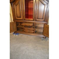 thumb-Zware eiken brocante buffetkast met vitrine in donkere patine-8