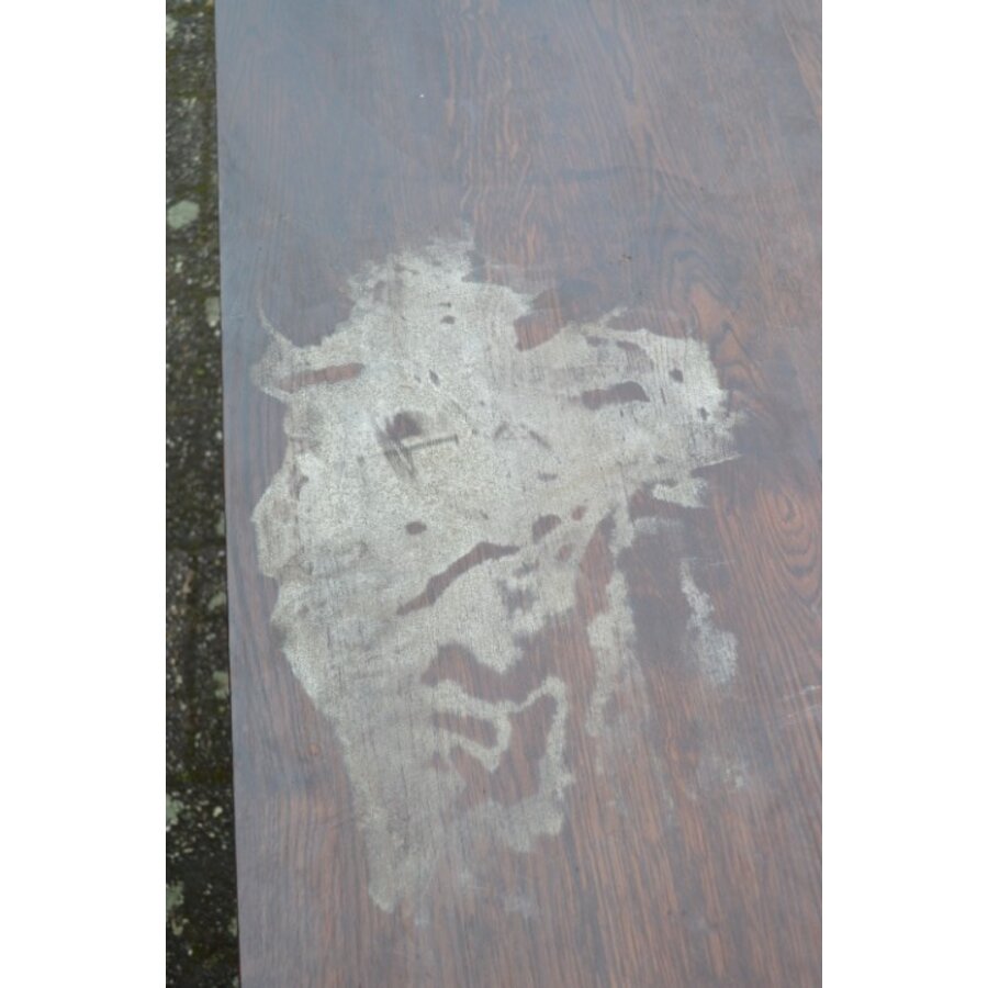 Robuuste eiken eettafel – Zware stamtafel met karakter-6