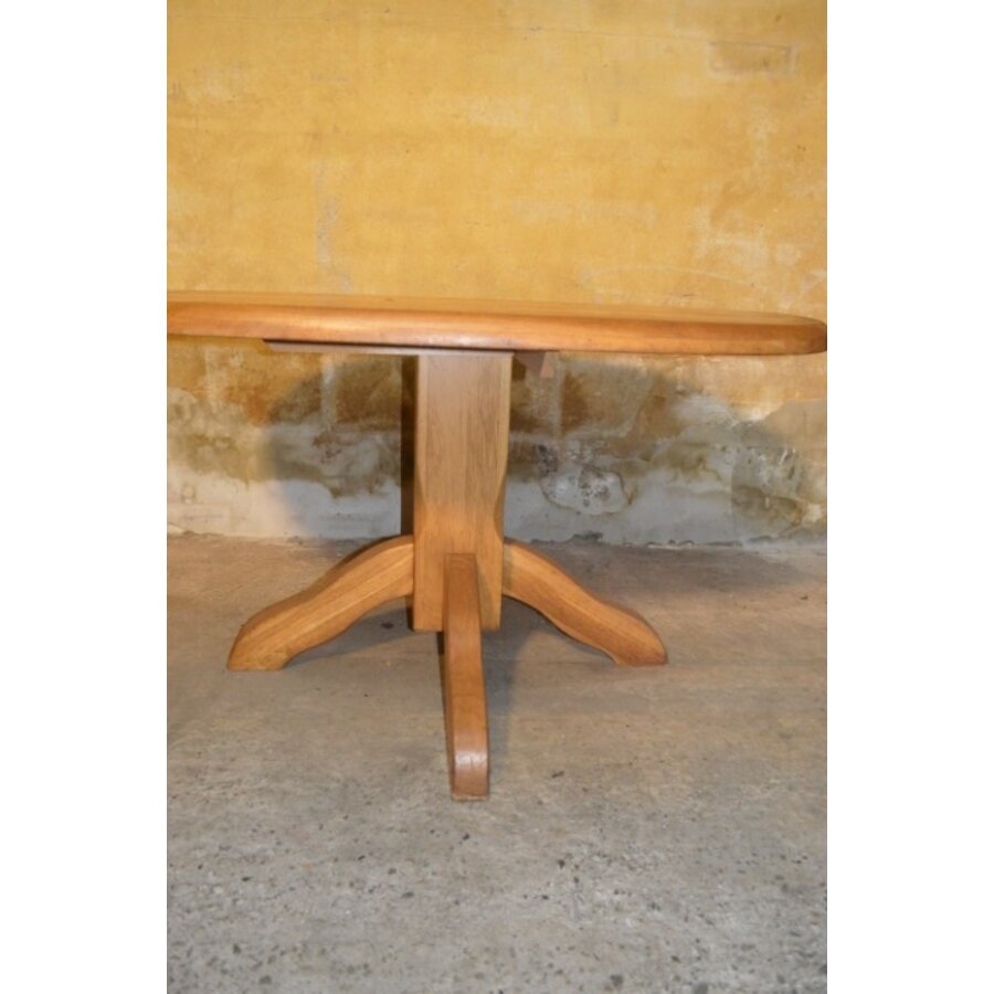 Middelgrote ovale massief eikenhouten eettafel-4