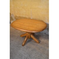 thumb-Middelgrote ovale massief eikenhouten eettafel-5