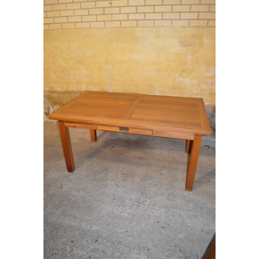 Mooie grote blank eiken eettafel met twee aanzetbladen-1