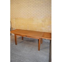 thumb-Mooie grote blank eiken eettafel met twee aanzetbladen-6