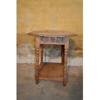 thumb-Achthoekig antiek bijzettafeltje van oud eikenhout met patina-1
