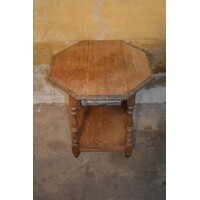 thumb-Achthoekig antiek bijzettafeltje van oud eikenhout met patina-2