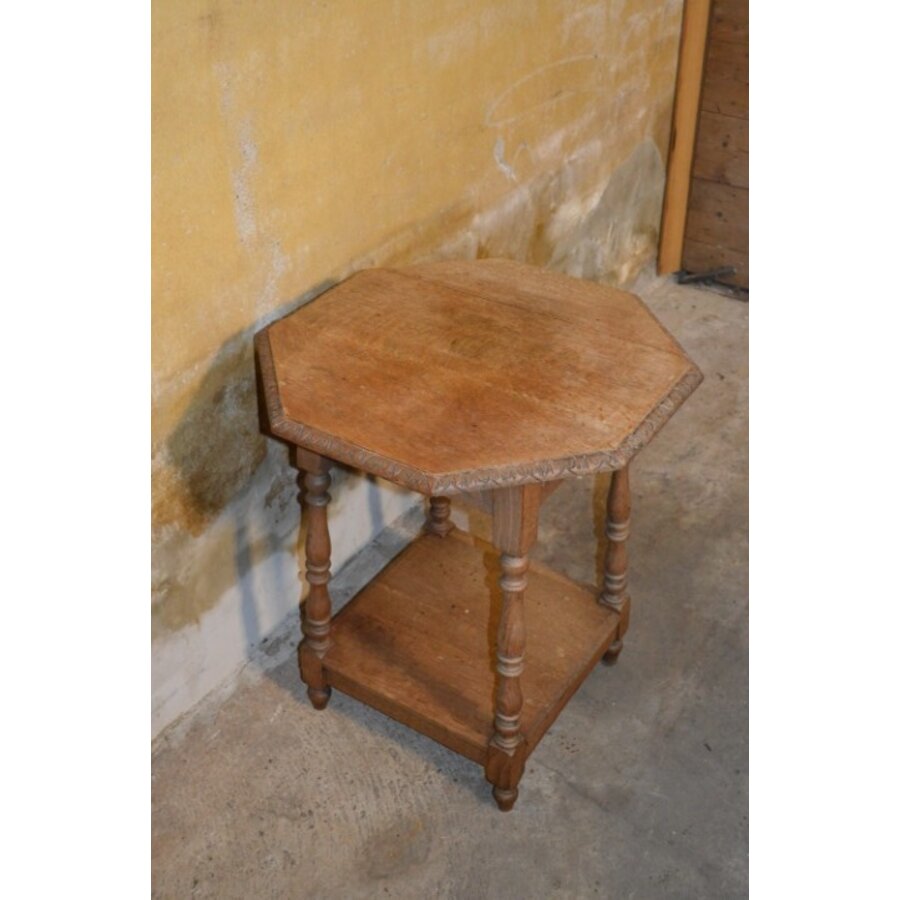 Achthoekig antiek bijzettafeltje van oud eikenhout met patina-6