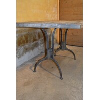 thumb-Industriële rustieke tafel met gietijzeren poot en steenschot blad-2