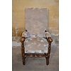 LoodsVol, Tweedehands Antieke eiken kasteelstoel met hoge rug en velours bekleding
