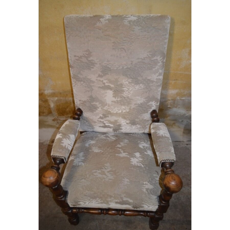 Antieke eiken kasteelstoel met hoge rug en velours bekleding-3