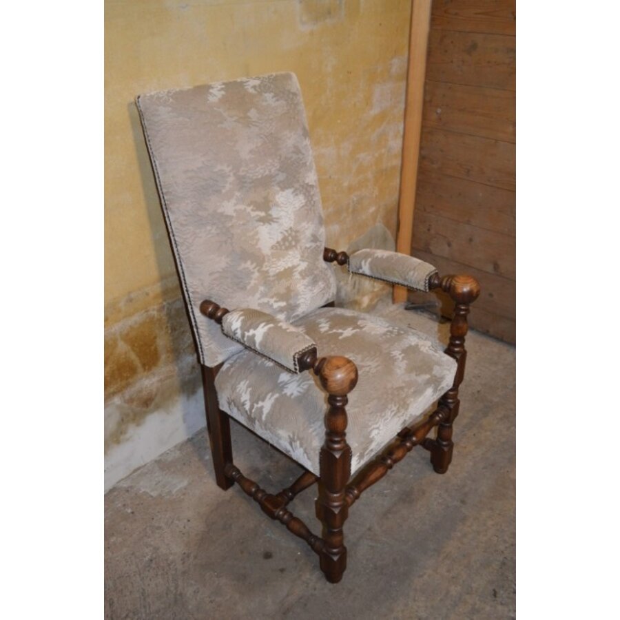 Antieke eiken kasteelstoel met hoge rug en velours bekleding-4