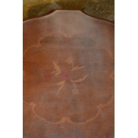 thumb-Mahoniehouten bijzettafeltje met inleg en driesprantpoot-5