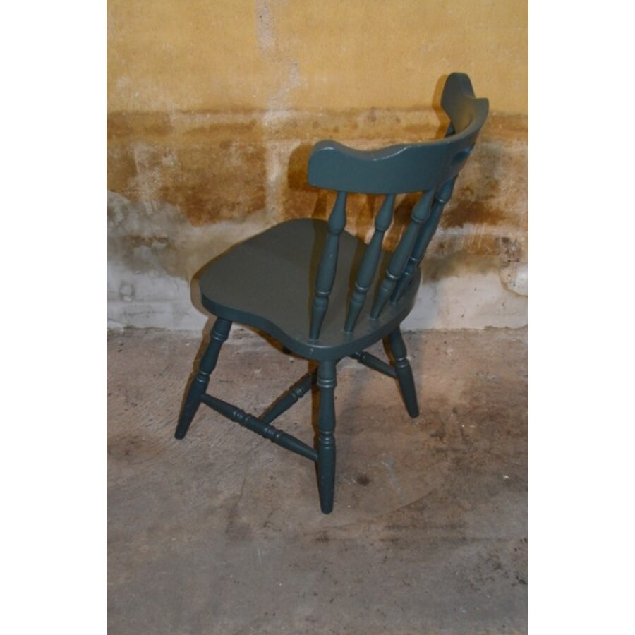 Ouderwetse houten keukenstoel in donkergrijze kleur-5