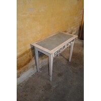 thumb-Kleine brocante sidetable met twee laden en metalen blad-3