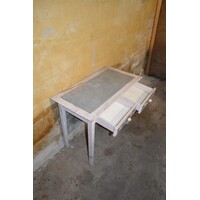 thumb-Kleine brocante sidetable met twee laden en metalen blad-4