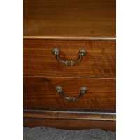 thumb-Elegant vintage mahonie Queen Anne nachtkastje met twee laden-5