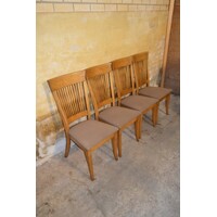 thumb-Set van 4 eiken keukenstoelen met spijlenrug en stoffen zitting jaren 60-1