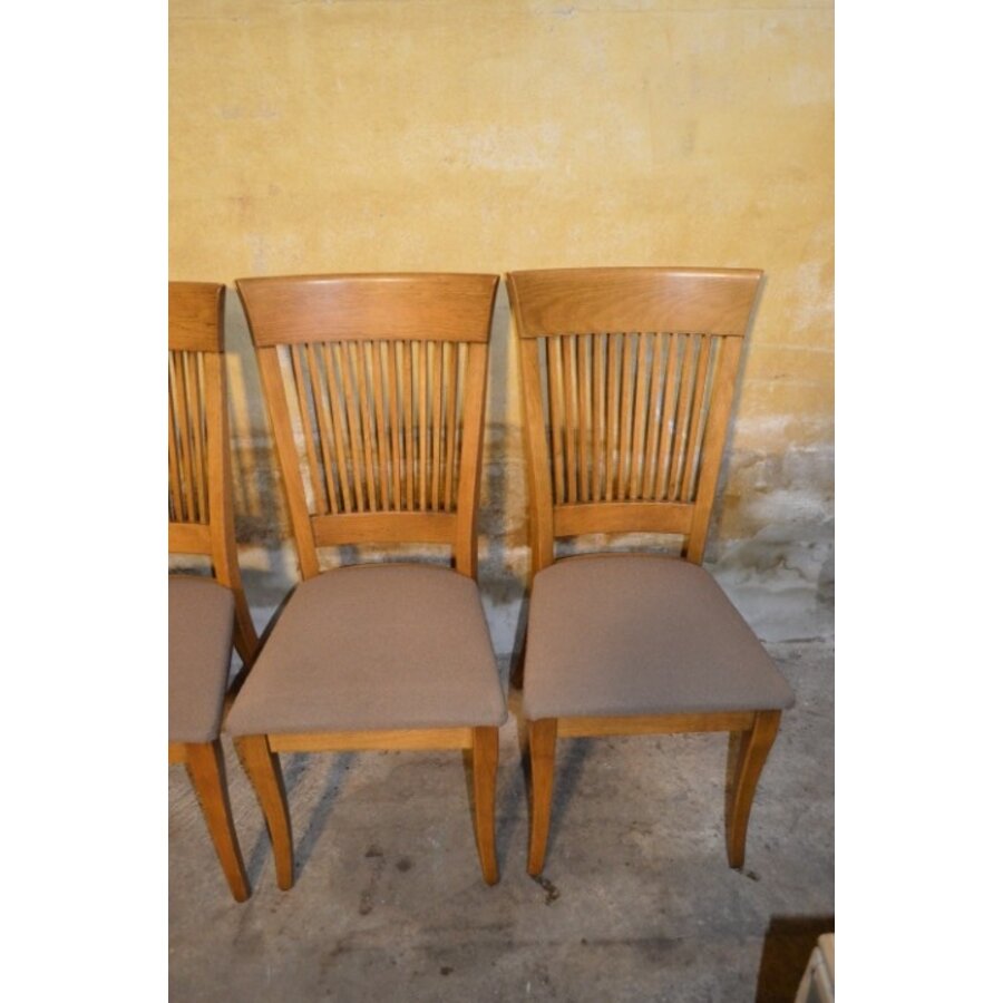 Set van 4 eiken keukenstoelen met spijlenrug en stoffen zitting jaren 60-2