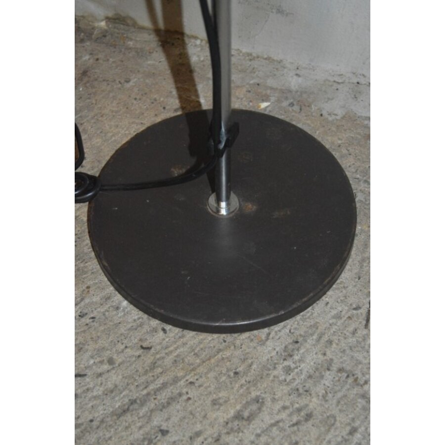 Retro vloerlamp met bruine mushroom acryl kap en verchroomde stang-2